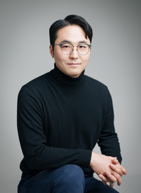 Jongsoon Kim